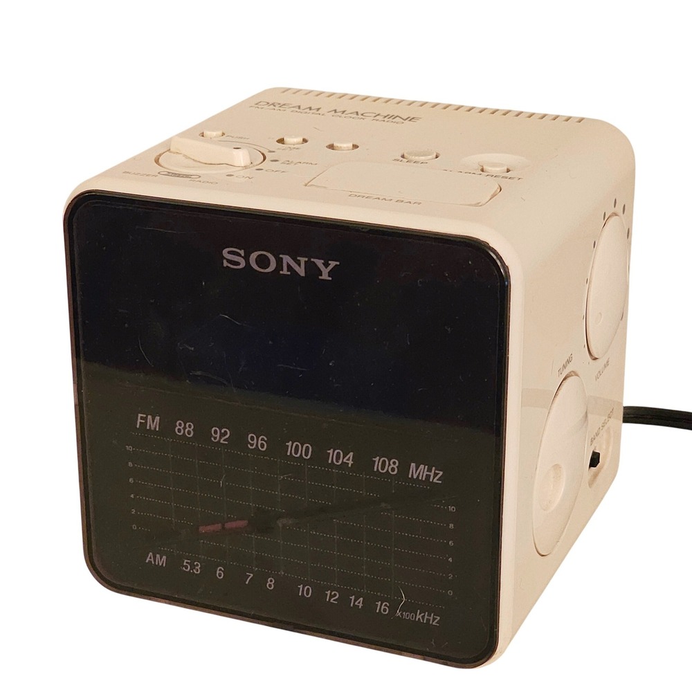 Sony Dream Machine ICF-C10W FM AM Digital Clock Radio Vintage Cream Cube